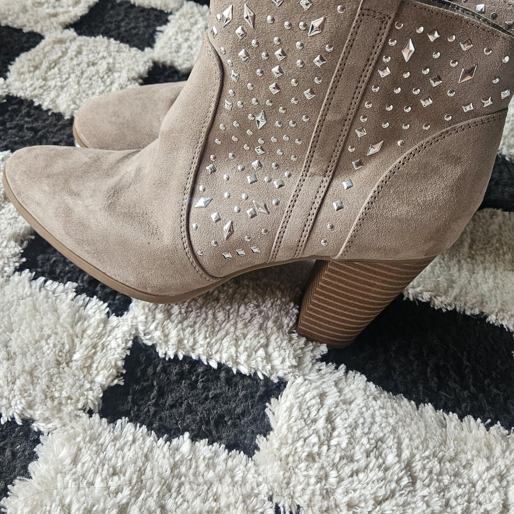 Jennifer Lopez Taupe Suede Studded Ankle Booties